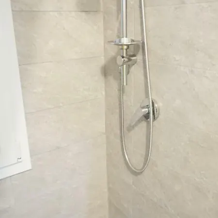 Elisabeth Luxury Flat Апартаменты Лукка