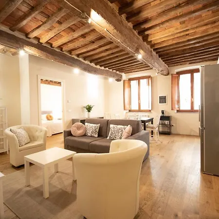 Elisabeth Luxury Flat Lucques