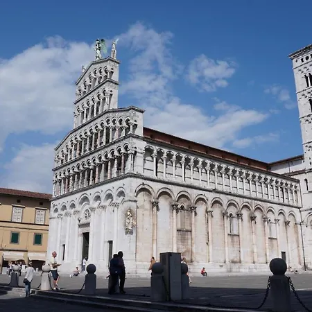 Apartment Elisabeth Luxury Flat Lucca